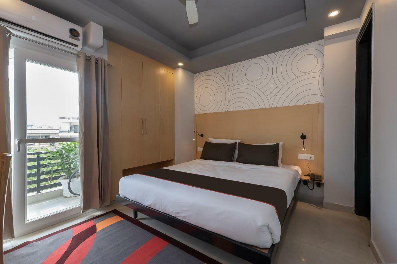 Collection O 162 Vardhman International Hotell Gurgaon Exteriör bild